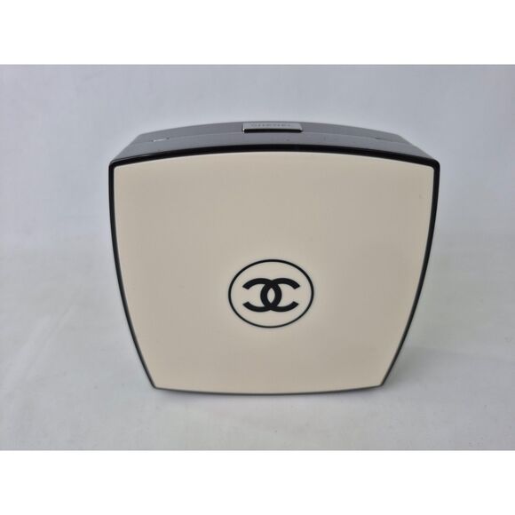 Chanel CC Compact Powder Minaudiere Small Plexiglass Crossbody - Picture 1 of 15